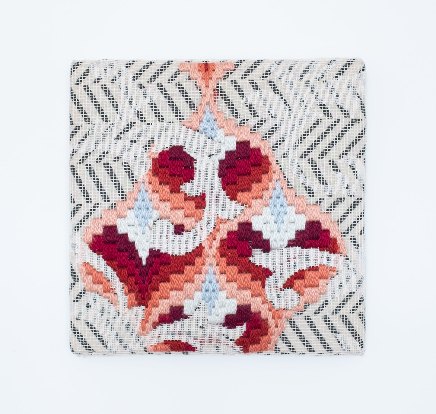 Triple-layer gather-gusset [red pomegranates]
