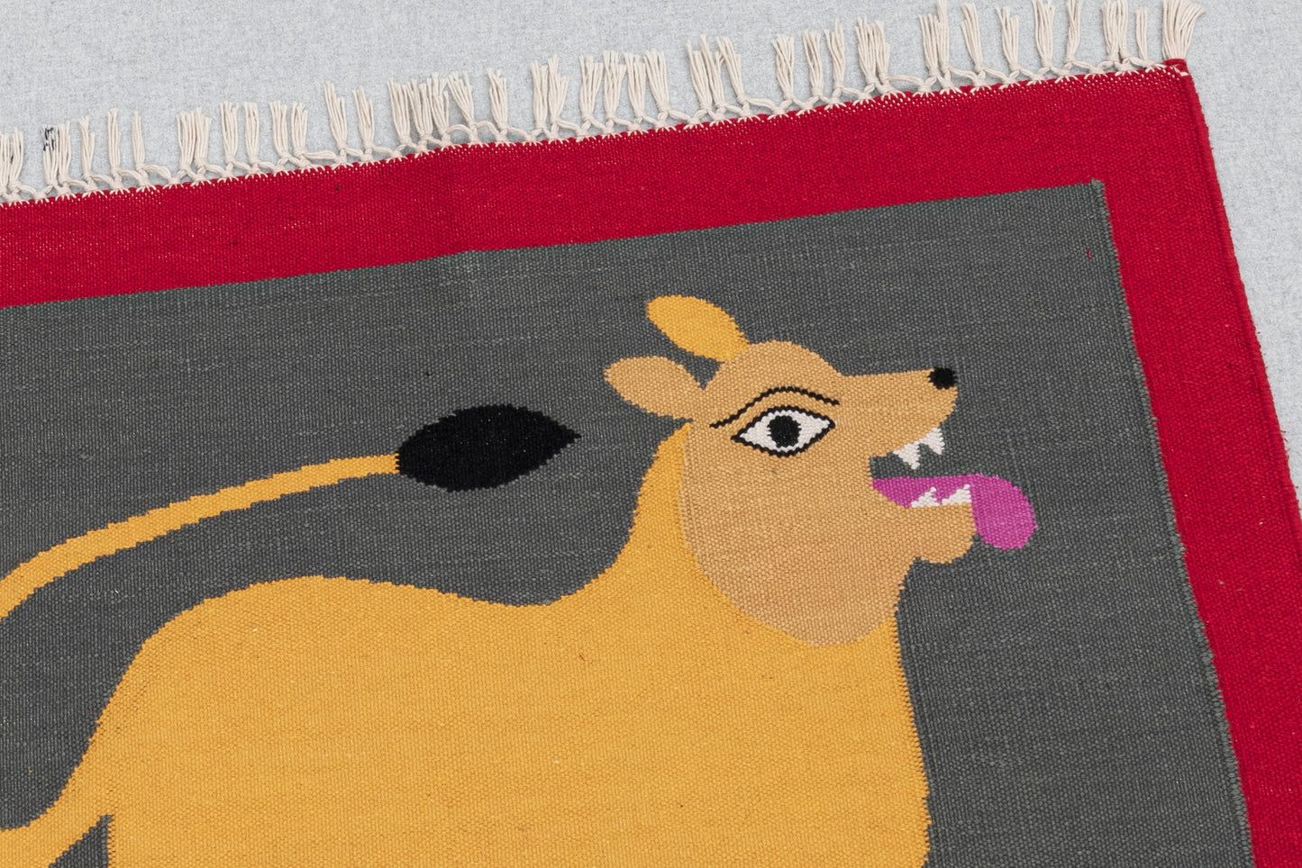 Handwoven Pictorial Rug [lioness]